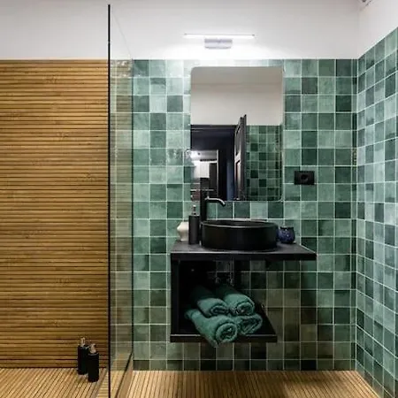 Downtown Victoriei Flat With Garden And Jacuzzi Daire