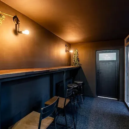 Downtown Victoriei Flat With Garden And Jacuzzi Daire *