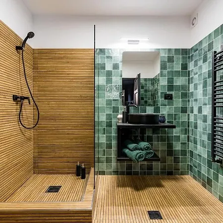 Downtown Victoriei Flat With Garden And Jacuzzi * Bucarest